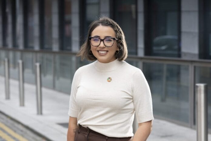 Photo 3 Sophie Sweeney, ACA (3)